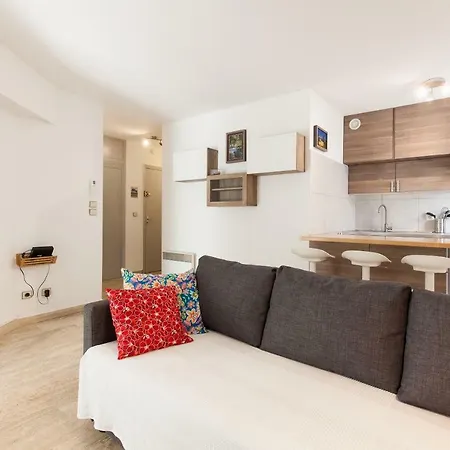 Apartment Fauvettes Sea