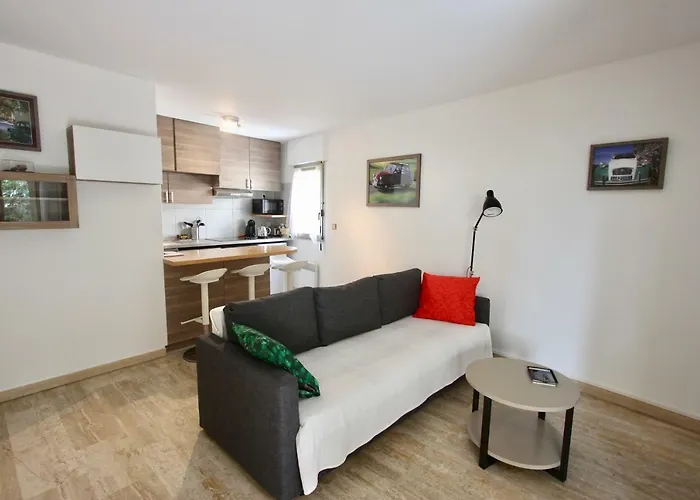 Apartment Fauvettes Sea *