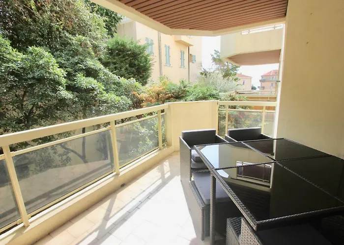 Fauvettes Sea Apartment *