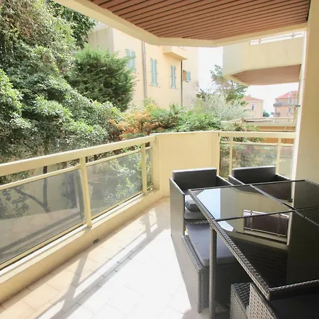 Fauvettes Sea Apartment *