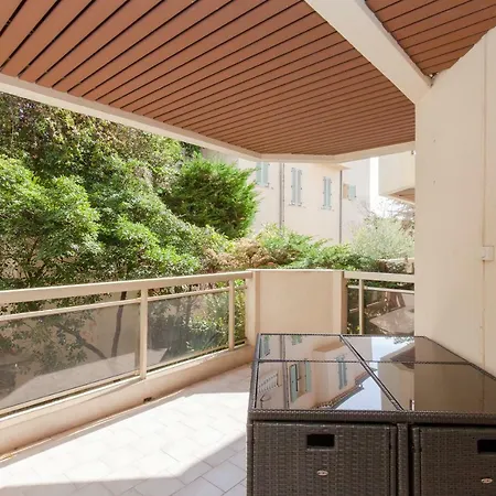 Apartment Fauvettes Sea